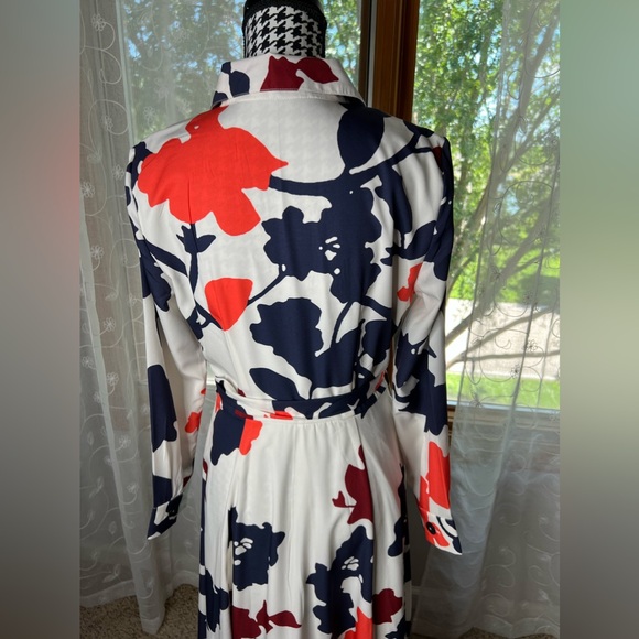 Eshakti Floral print tie crepe shirtdress 🤍 - Picture 7 of 8